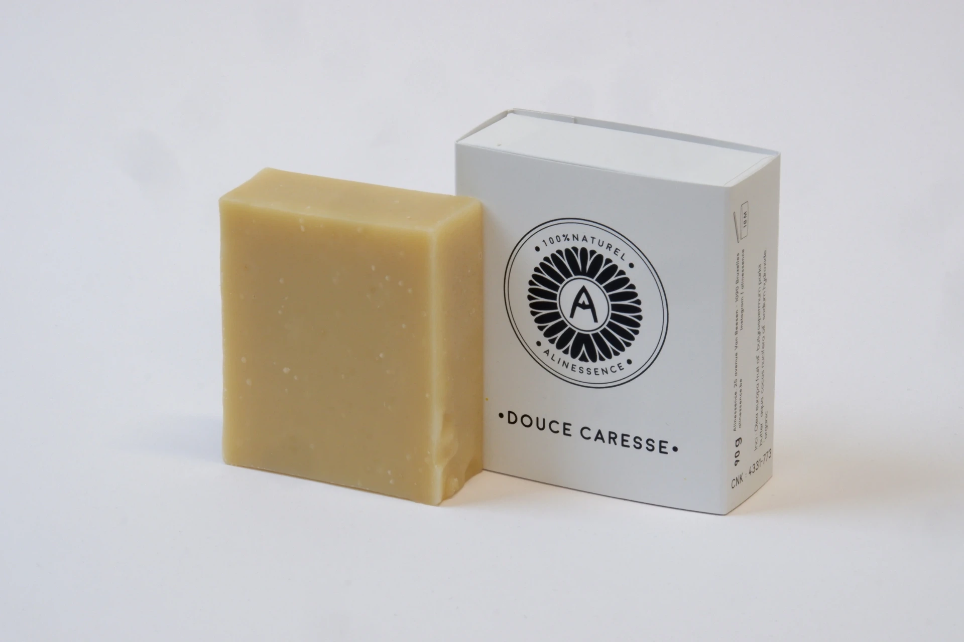 Savon solide naturel – Douce caresse – Peaux sensibles (90g)